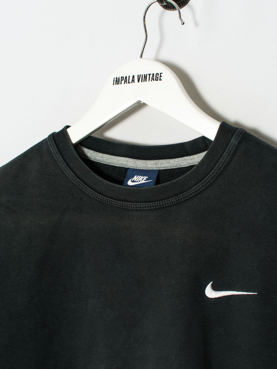 Nike V Sweatshirt