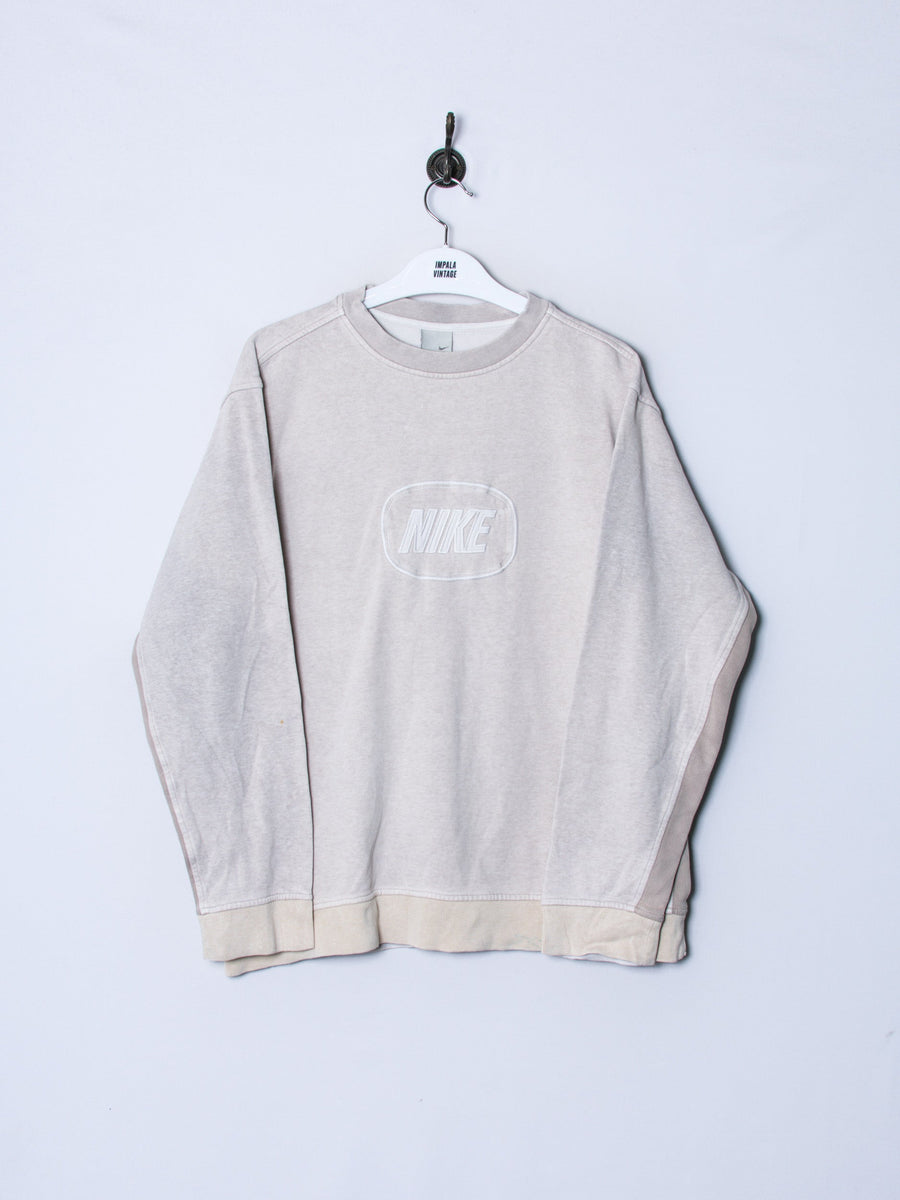 Nike V Sweatshirt