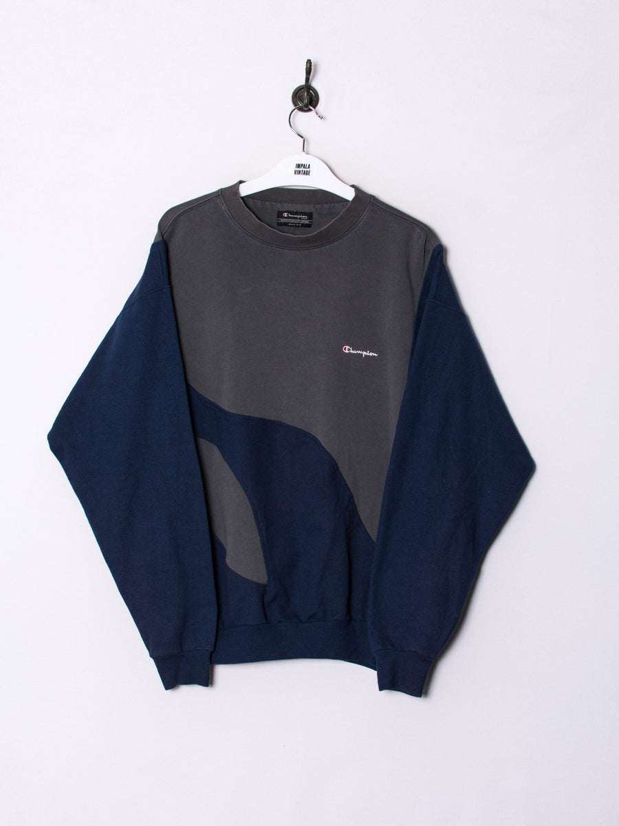 Champion U.S.A. Rework Sweatshirt