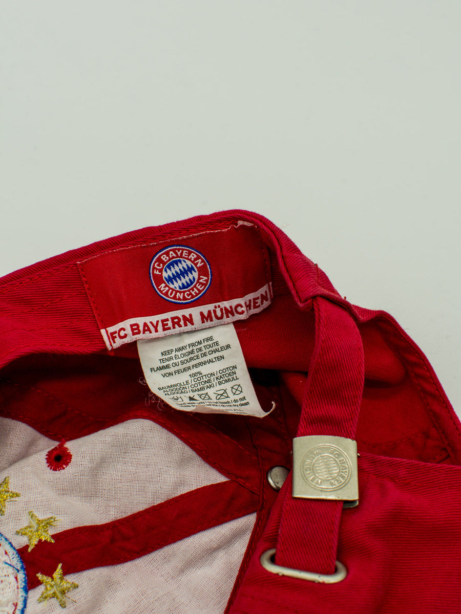 FC Bayern München Official Football Vintage Cap