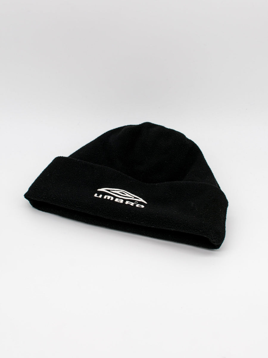 Umbro Black Thinsulate Beanie