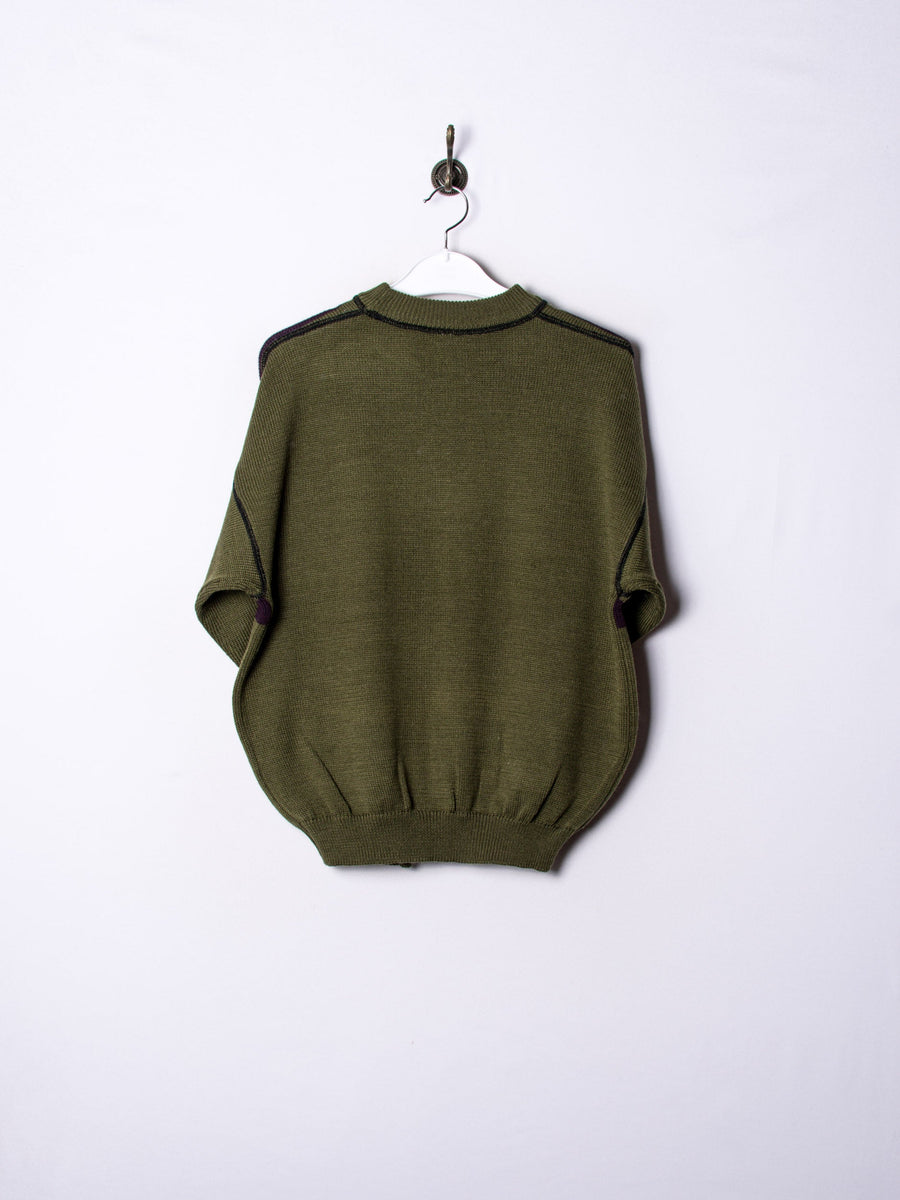 Chiteeris Sweater